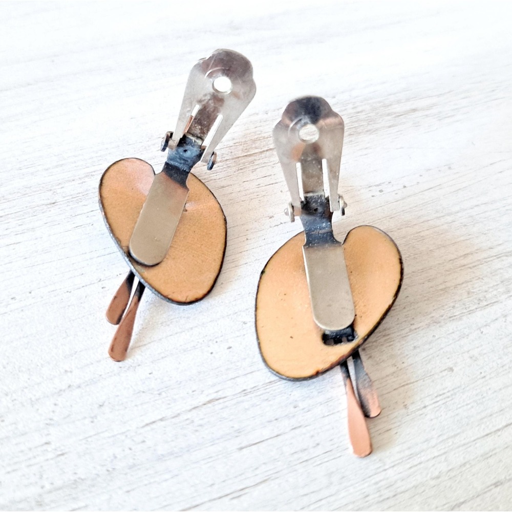 Vintage Renoir Matisse Copper Clip-on Earrings Artist Palette Design - Picture 8 of 9